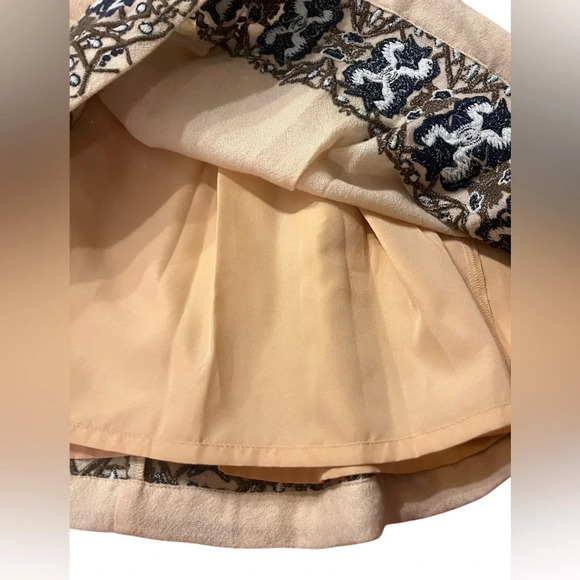 Anthropologie Korovilas Yulia Creamy Thick Knit Embroidered Mini Dress Sz 4 - Picture 6 of 10